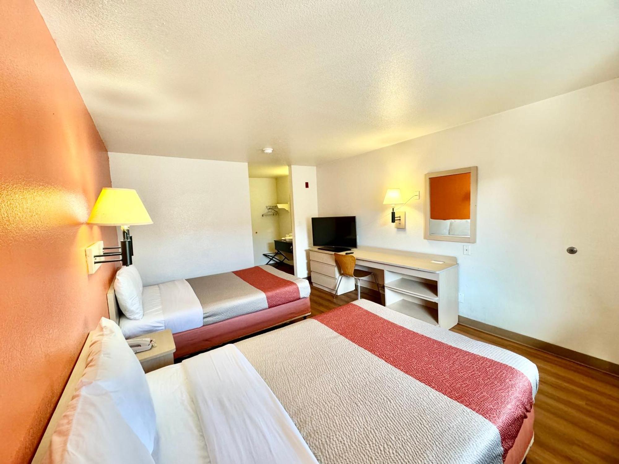 Motel 6-Bellflower, Ca - Los Angeles Exteriör bild