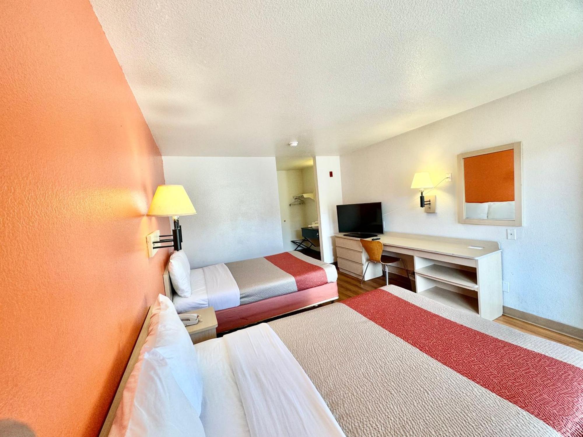 Motel 6-Bellflower, Ca - Los Angeles Exteriör bild